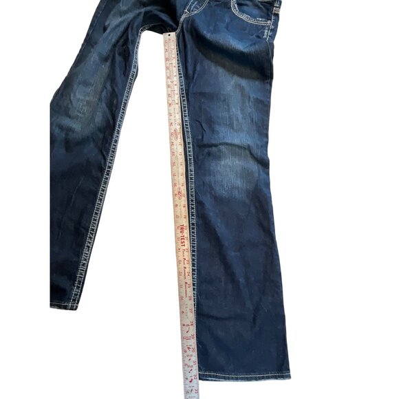 Silver‎ Jeans Size 17 Suki 31x32 Medium Wash Slim Cut Boot Cut Distressed Design - Picture 2 of 7